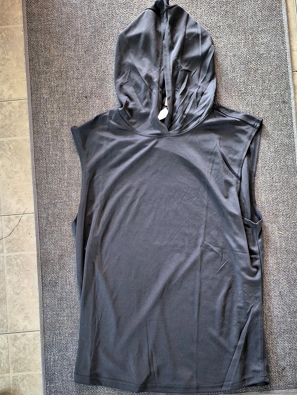 LeeHanton Black Sleeveless Hooded Top
